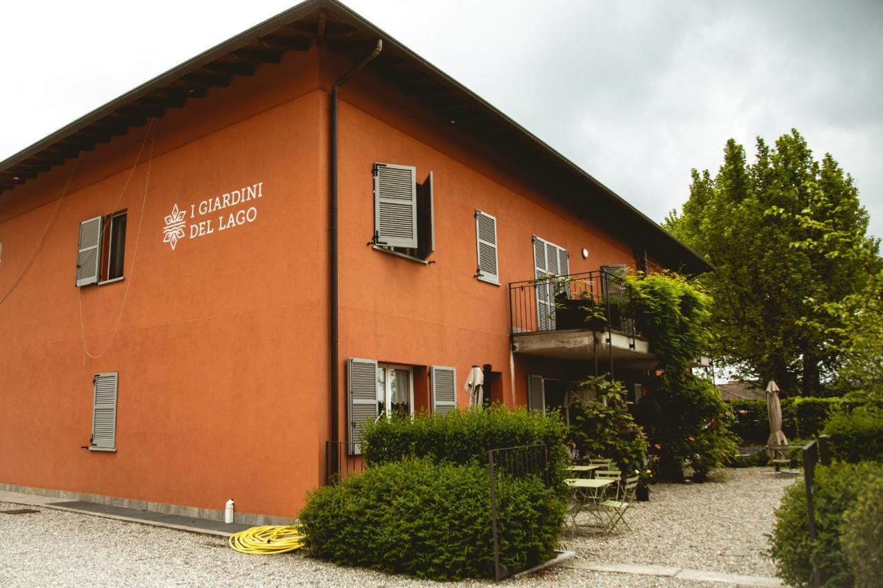 Agriturismo Familiare I Giardini Del Lago Varese Eksteriør billede